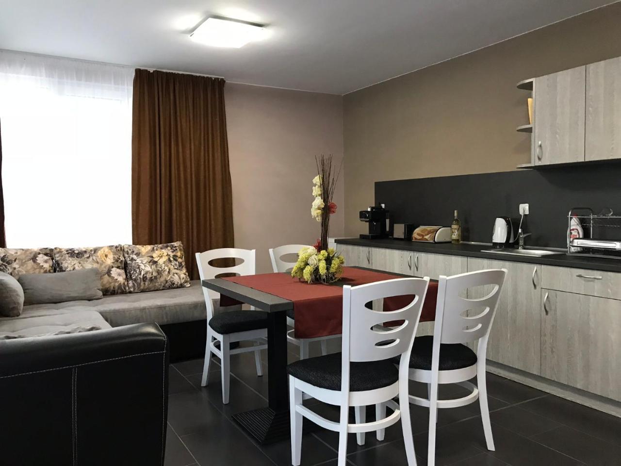 Apartments Orpheus Residence 韦林格勒 外观 照片